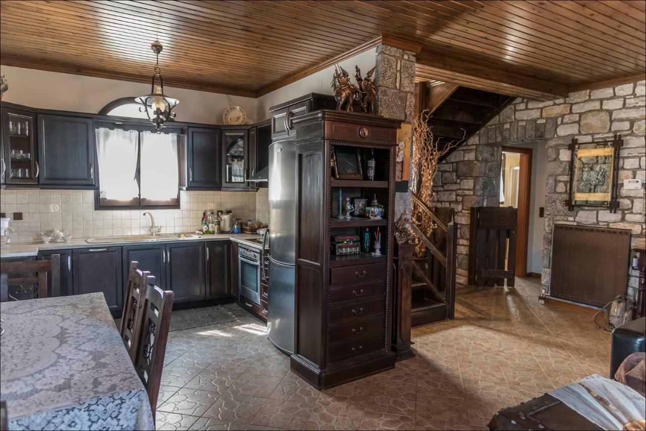 فيلا Stone Mansion Anavryti, Αμα 20569 ميستراس المظهر الخارجي الصورة