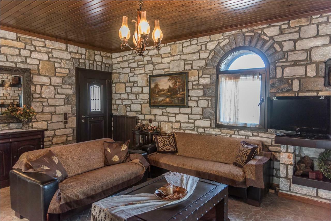 فيلا Stone Mansion Anavryti, Αμα 20569 ميستراس المظهر الخارجي الصورة