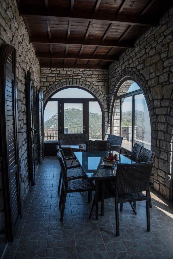 فيلا Stone Mansion Anavryti, Αμα 20569 ميستراس المظهر الخارجي الصورة