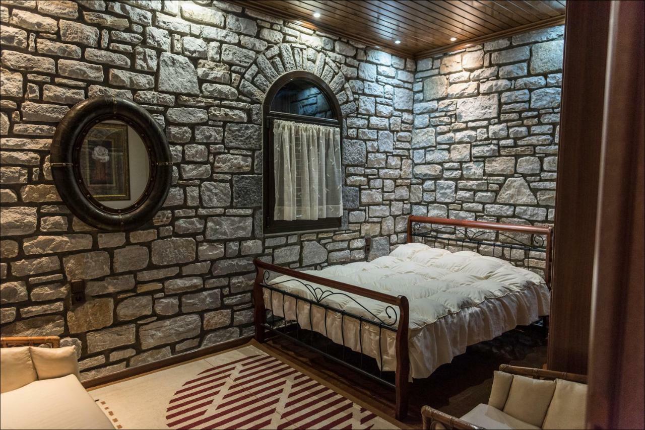 فيلا Stone Mansion Anavryti, Αμα 20569 ميستراس المظهر الخارجي الصورة