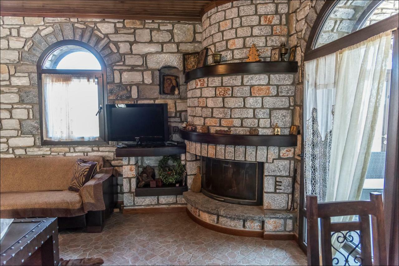 فيلا Stone Mansion Anavryti, Αμα 20569 ميستراس المظهر الخارجي الصورة