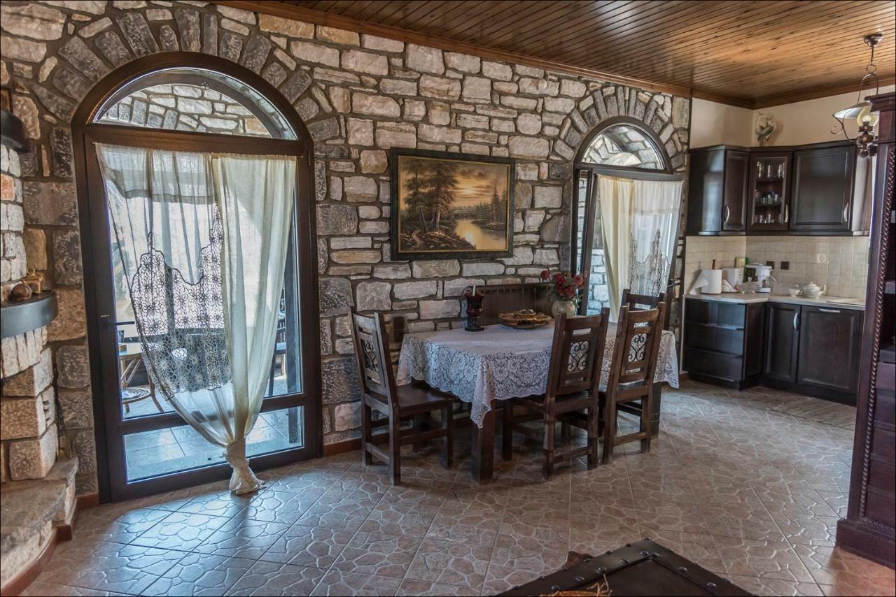 فيلا Stone Mansion Anavryti, Αμα 20569 ميستراس المظهر الخارجي الصورة