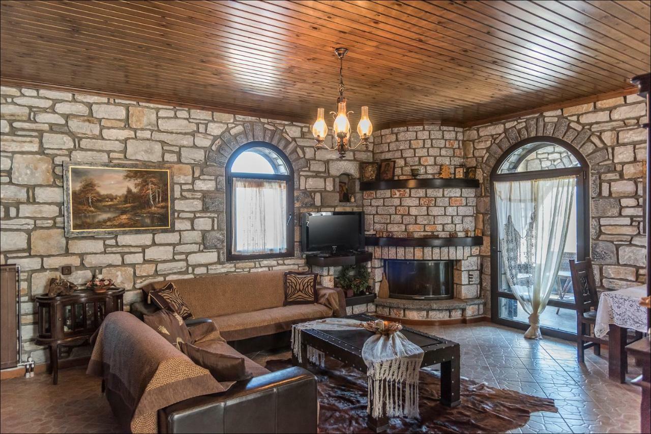 فيلا Stone Mansion Anavryti, Αμα 20569 ميستراس المظهر الخارجي الصورة